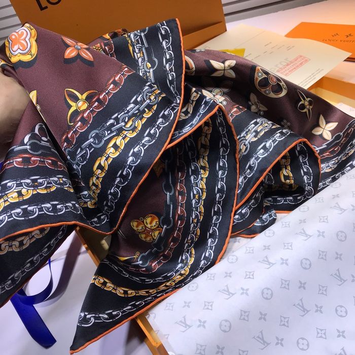 Louis Vuitton Scarf LVS00118